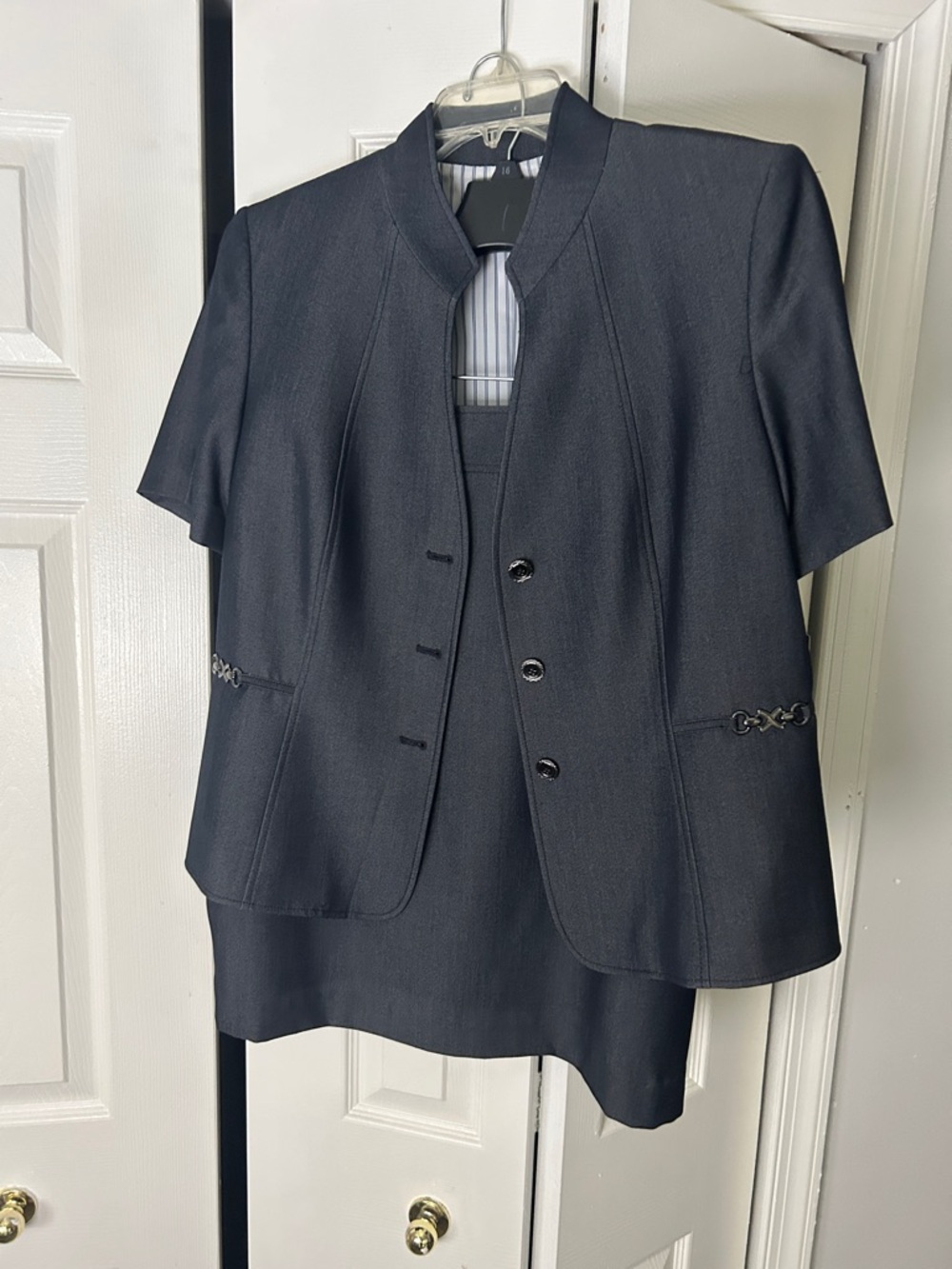 Tailored Short-Sleeve Womens Blazer Jacket - Black